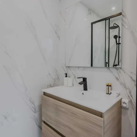 Cosy - 2p - Etoile Champs-elysees *