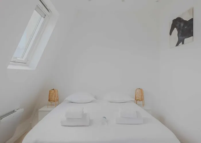 Cosy - 2p - Etoile Champs-elysees